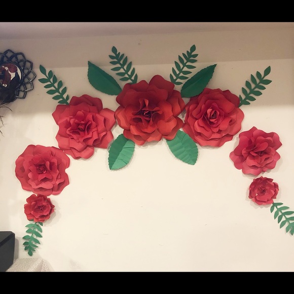 Valentine’s paper flowers - Picture 3 of 6